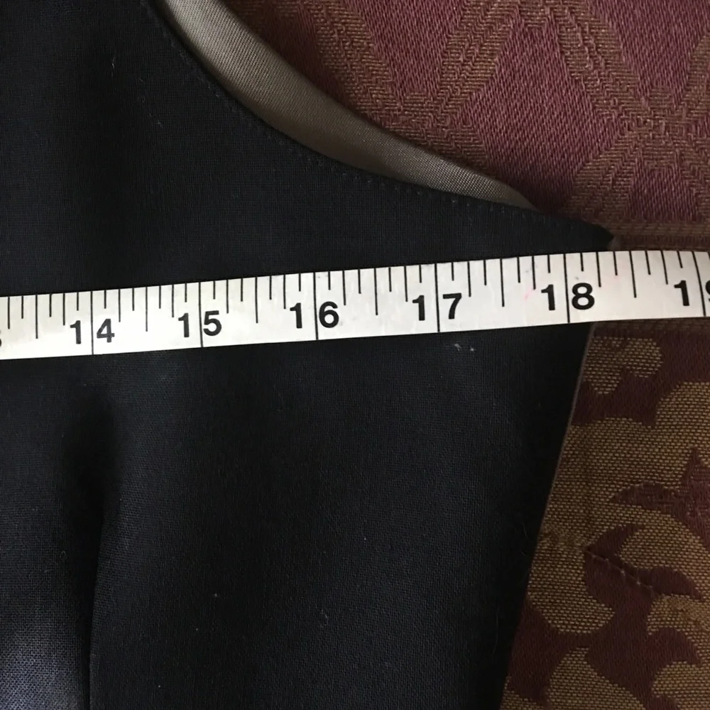 Men’s  or ladies Black and silver Vest Size M - Picture 6 of 10